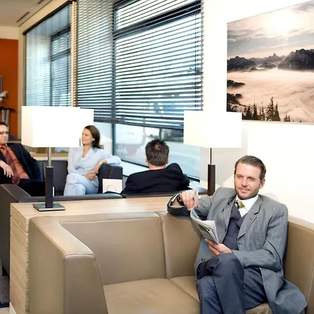 Hotel H+ 4*